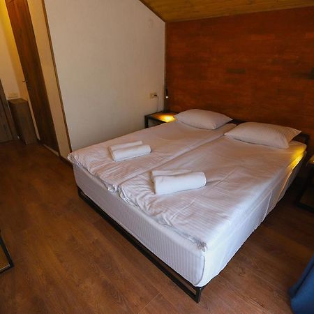 Sno Inn Kazbegi Exteriör bild